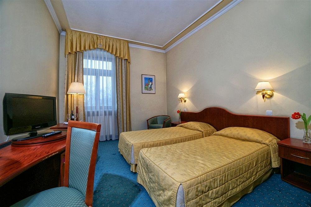Hotel Palace Europa Λούμπλιν Εξωτερικό φωτογραφία