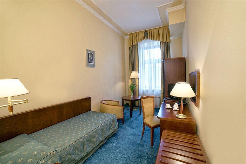 Hotel Palace Europa Λούμπλιν Εξωτερικό φωτογραφία