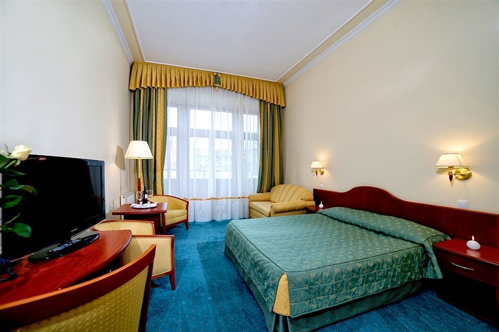 Hotel Palace Europa Λούμπλιν Εξωτερικό φωτογραφία